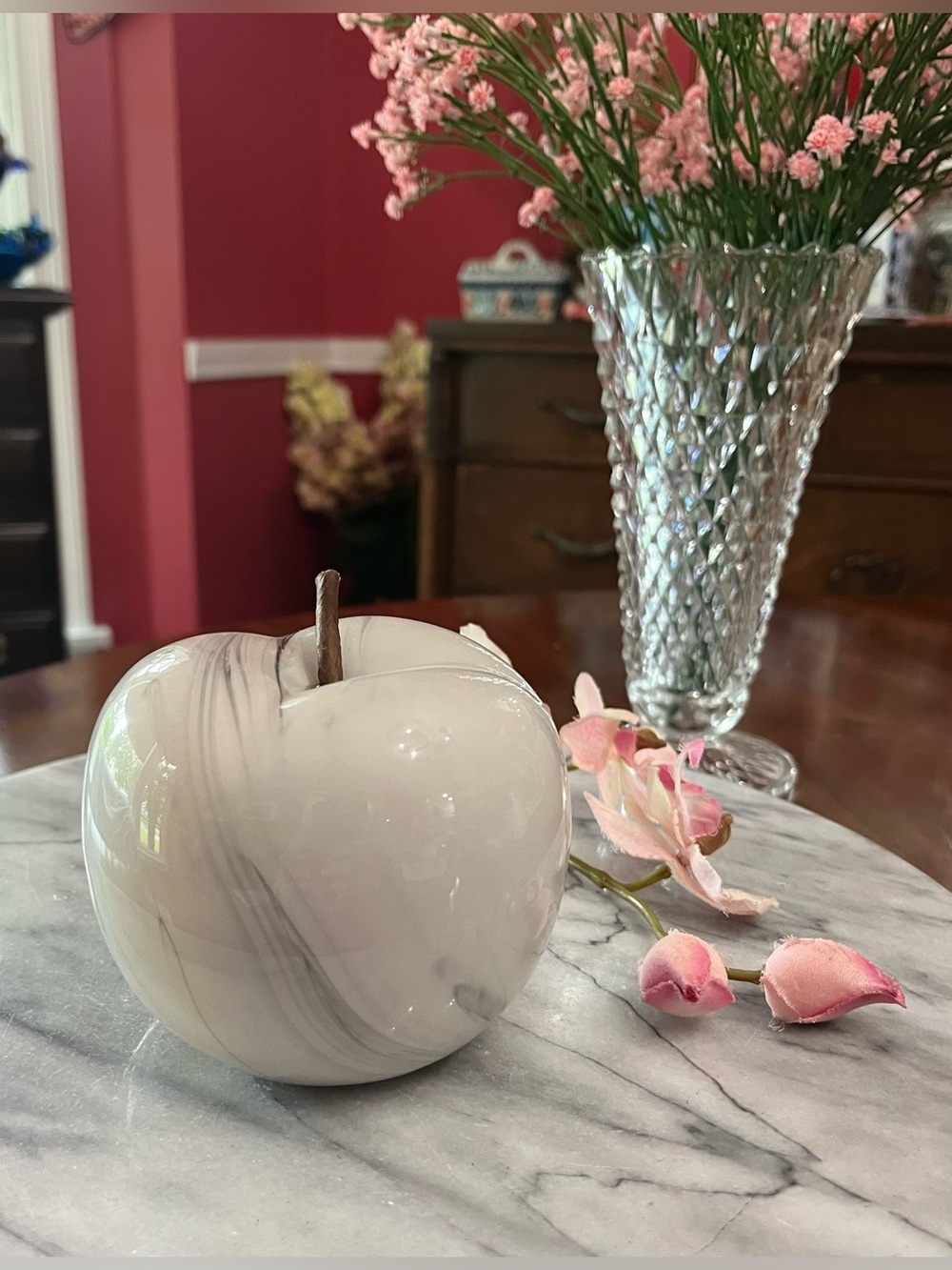Modern Luxury White/Grey Faux Marble Ceramic Apple Decor Home Accents